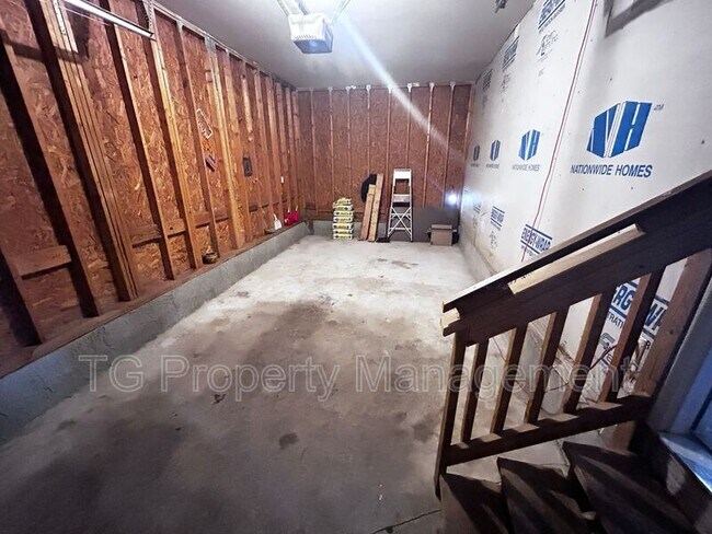 Building Photo - 7952 118th St