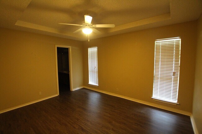 Building Photo - Garrett Duplex 8302/8304