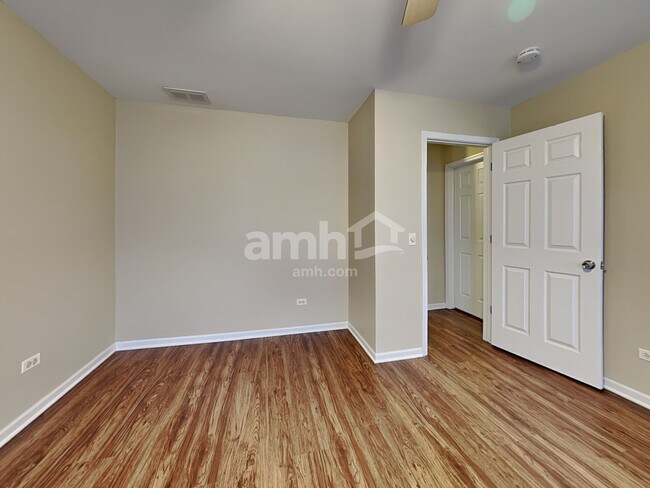 Building Photo - 2611 Sierra Ave