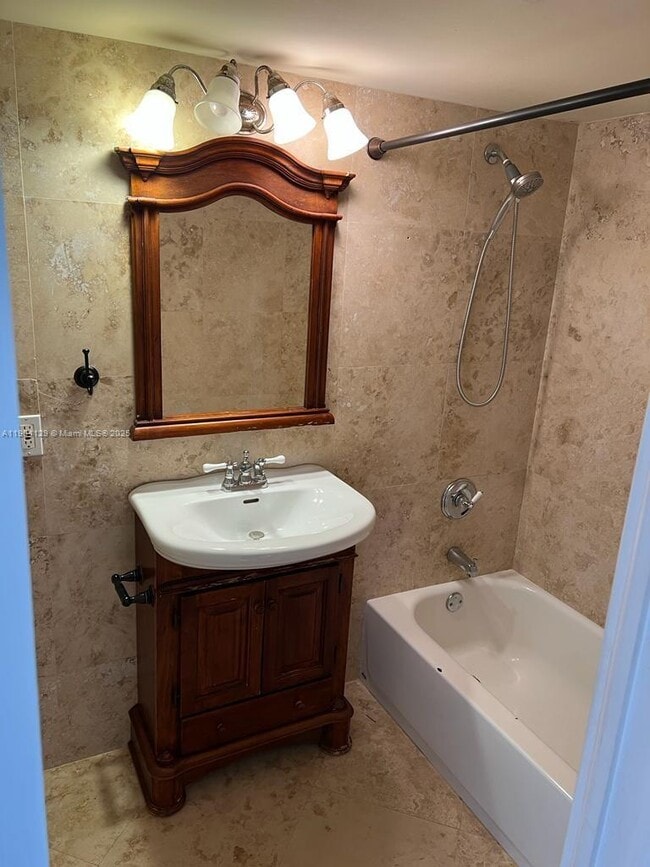 Building Photo - 2801 NE 183rd St