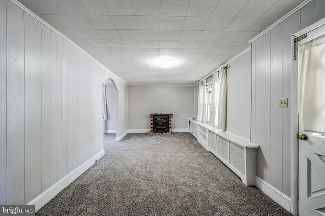 Building Photo - 239 Lemonte St
