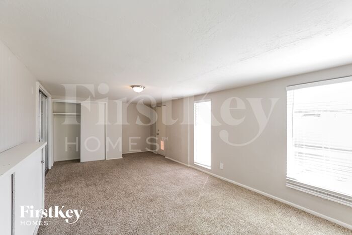 Building Photo - 3435 W Country Gables Dr