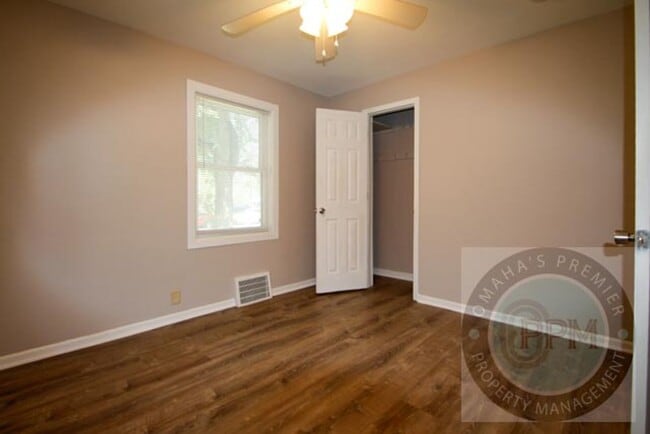 Building Photo - Charming 2Bd/1Ba home in Bellevue