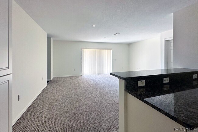 Building Photo - 4450 E Windmill Dr