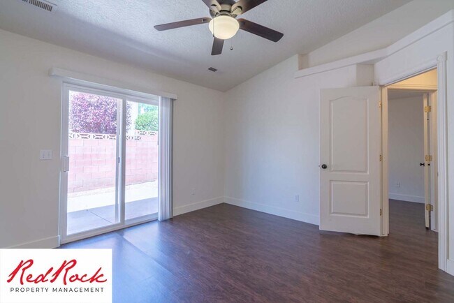 Building Photo - Spacious 3-Bed, 2-Bath Ivins Townhome – Do...