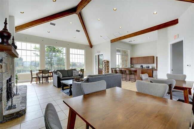 Building Photo - 14525 Kira Ln