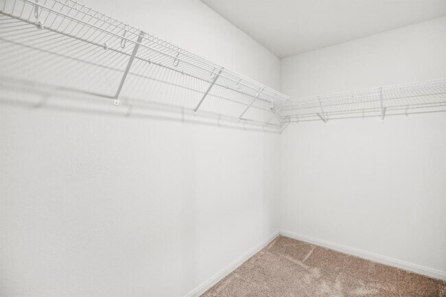 Building Photo - 1040 Riverdale Cove