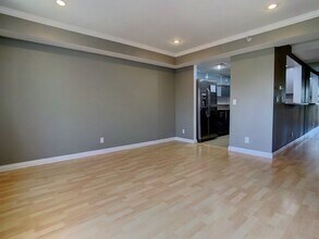 Building Photo - A Beautiful updated trilevel townhome in W Figueroa is now available for rent.