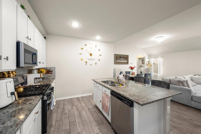 Building Photo - 4318 Wyanngate Dr