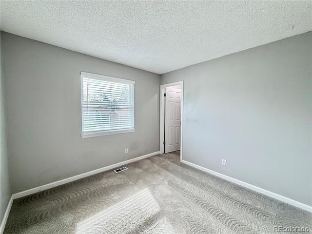 Building Photo - 652 Longfellow Ln