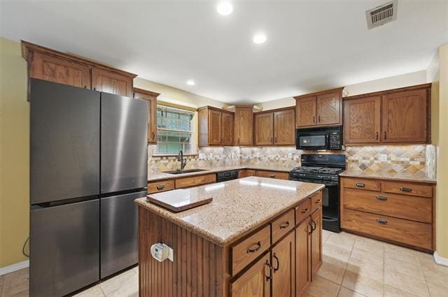 Building Photo - 211 Sendero Dr