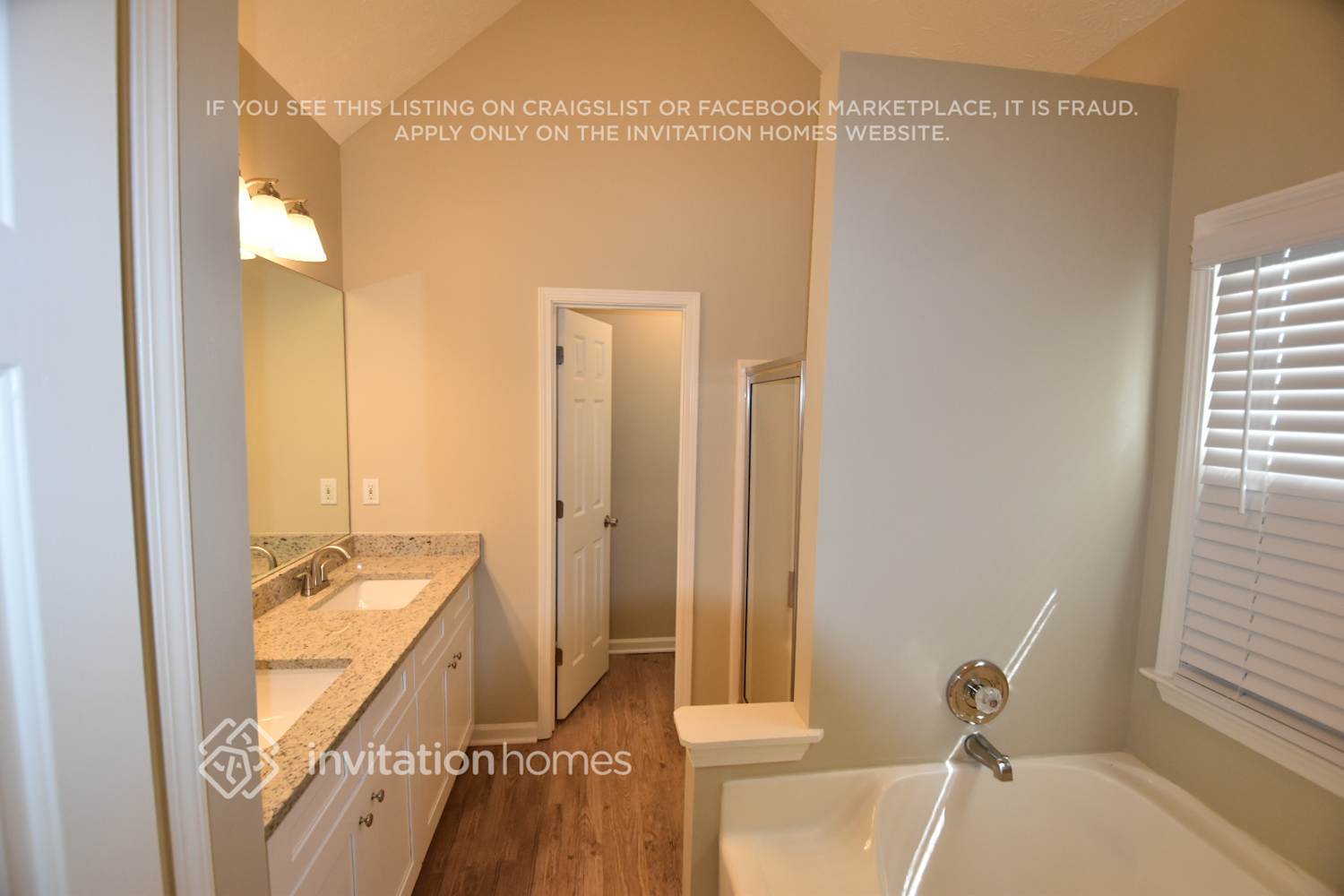 Building Photo - 5056 Hopeland Dr