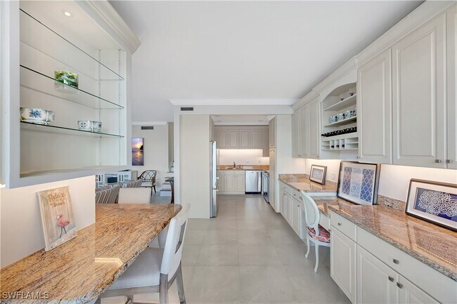 Building Photo - 2258 Gulf Shore Blvd N