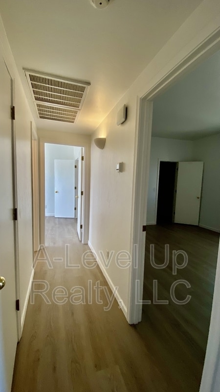 Building Photo - 387 W Mossman St
