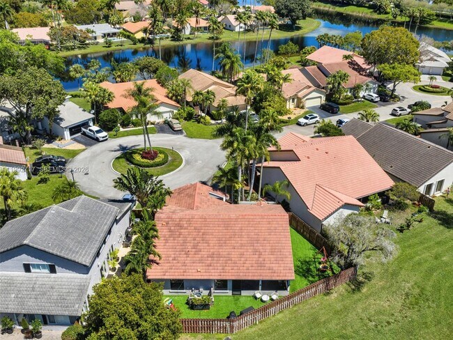 Building Photo - 2083 Augusta