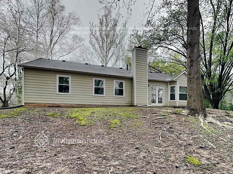 Building Photo - 5995 Bayside Dr NW