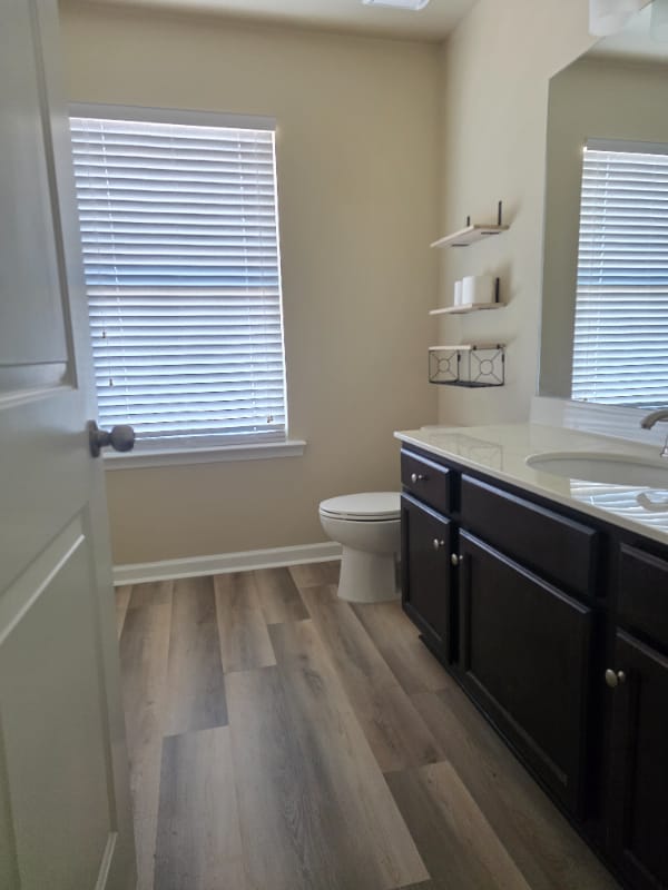 Building Photo - 5028 Manning Dr