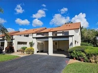 Building Photo - 744 Avenida Estancias