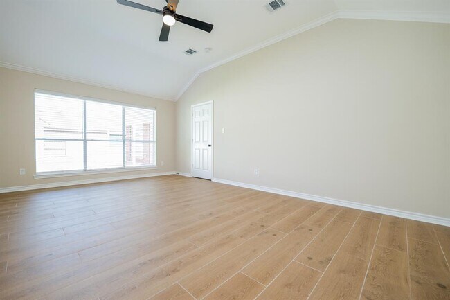 Building Photo - 1823 Brightlake Way