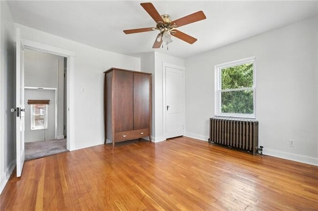 Building Photo - 229 Clairmont Ave