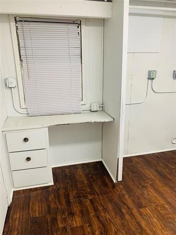 Building Photo - 1010 E Reno Rd