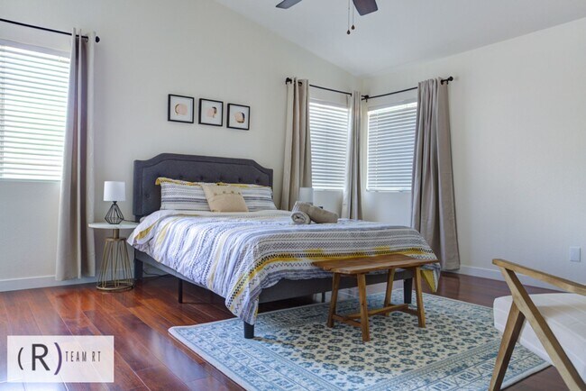 Building Photo - A Bright and Cozy Home with 3 Bedroom and 2 Bathroom with a Loft