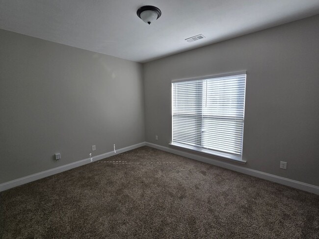 Building Photo - 306 Brickyard Creek Ct