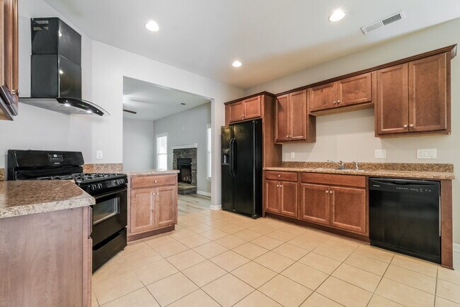 Building Photo - 216 Jefferson Ave