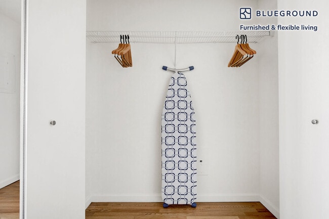 Building Photo - 1 Morningside Dr