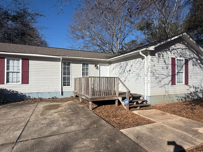 Primary Photo - Leo Hadaway Chilton Duplex