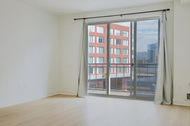 Building Photo - 1587 Brunswig Ln