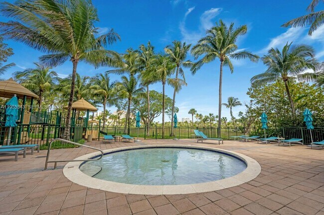 Building Photo - 19501 W Country Club Dr