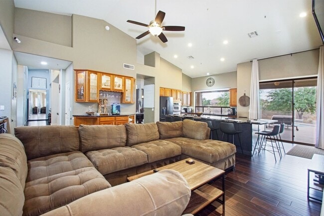 Building Photo - 29641 N 67th St