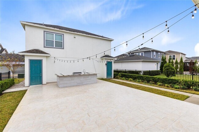 Building Photo - 8250 Nemours Pkwy