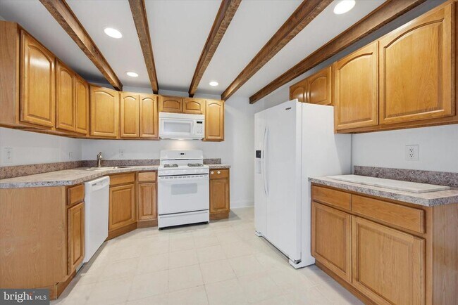 Building Photo - 304 King of Prussia Rd