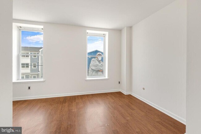 Building Photo - 3306 Haverford Ave
