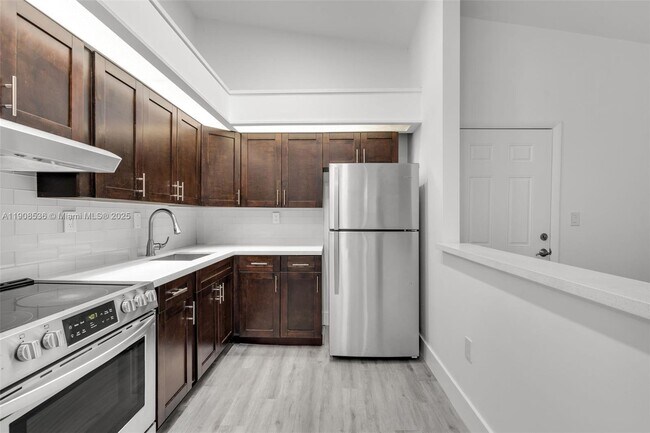 Building Photo - 18845 NW 62nd Ave