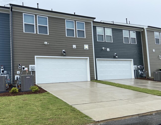Building Photo - 856 Patriot Summit Ln