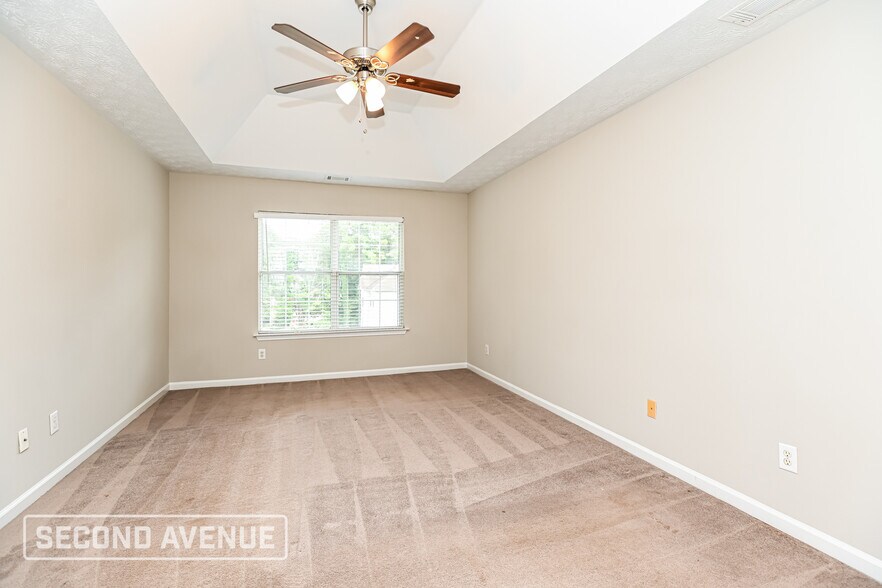 Building Photo - 5031 Wesleyan Dr