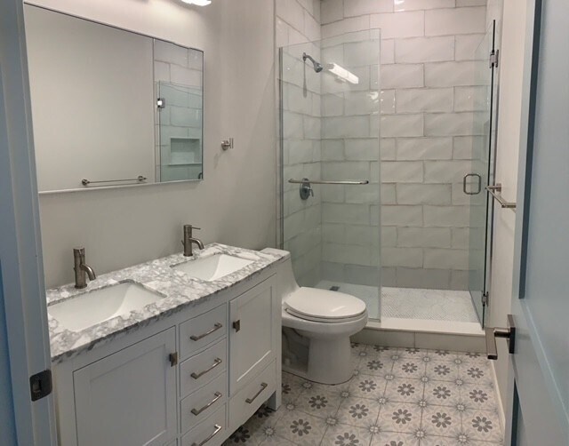 Building Photo - 178 Elm St