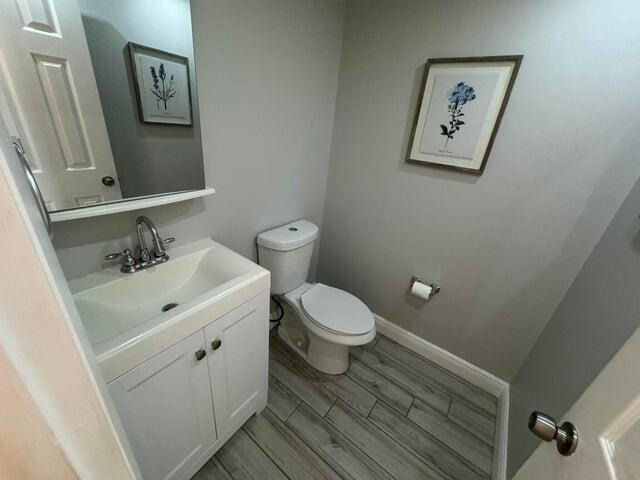 Building Photo - 127 Flanders Dr