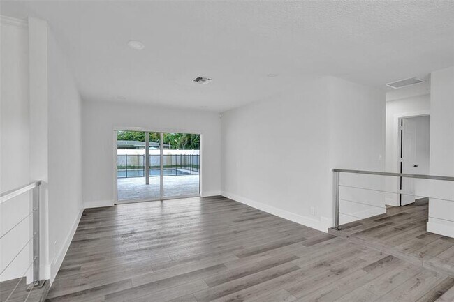 Building Photo - 5361 SW 7th St