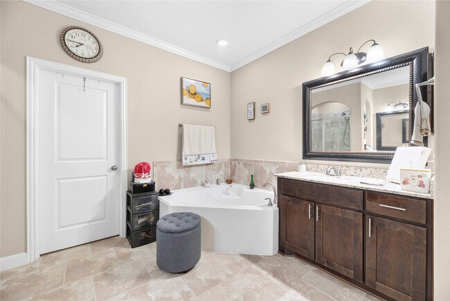 Building Photo - 403 Marina View Dr