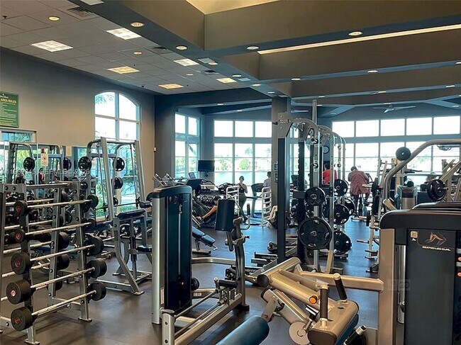 Building Photo - 10730 NW 66th St