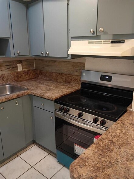 Building Photo - 1845 NW 55th Ave