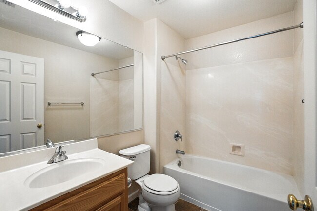 Building Photo - 9437 Red Spruce Way