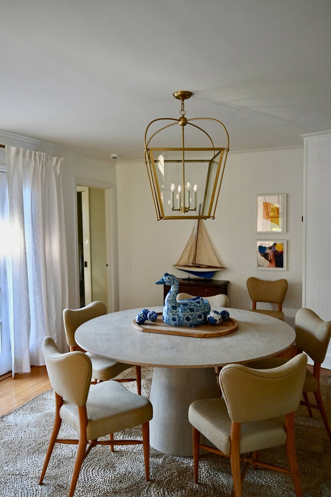 Building Photo - 72 Davids Ln