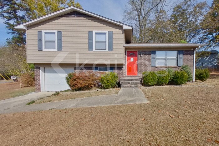 Primary Photo - 3011 Walker St