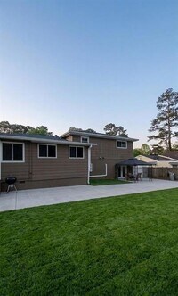 Building Photo - 3083 Claiborne Dr NW