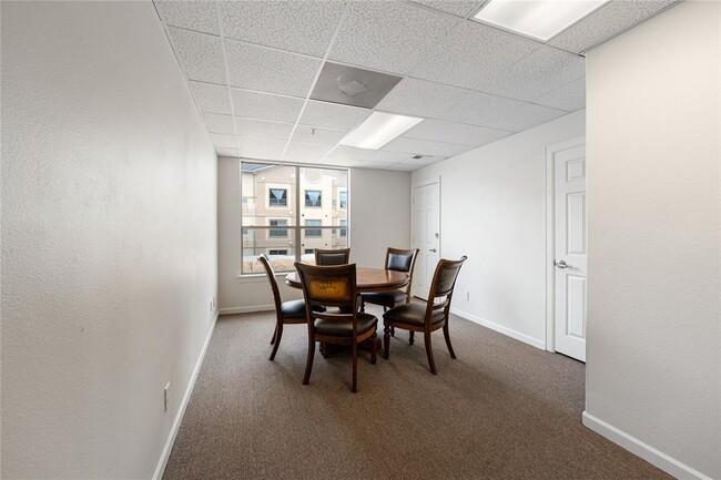 Building Photo - 6655 W Sam Houston Pkwy S